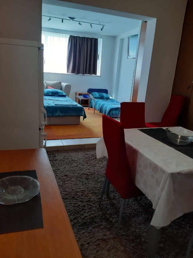 טרוגיר Apartman Lucija מראה חיצוני תמונה